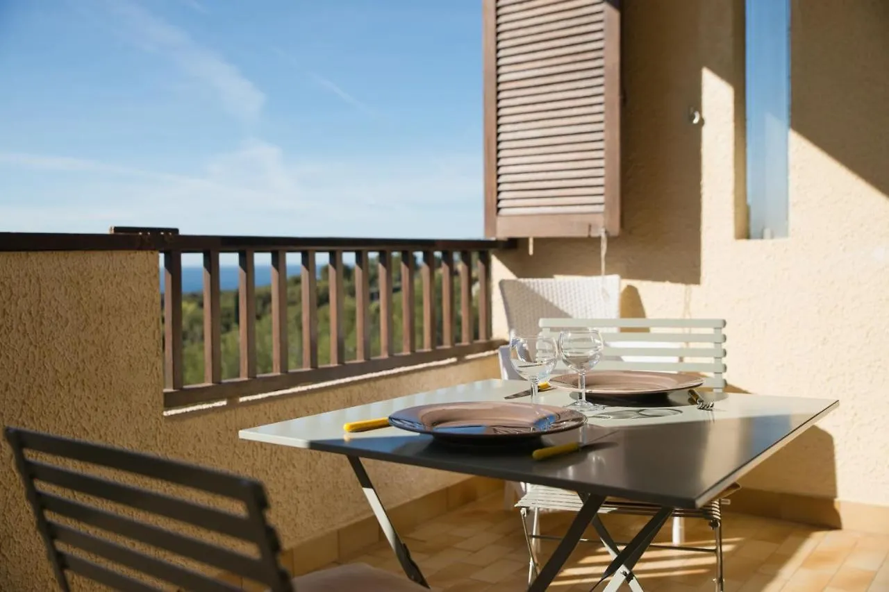 Appartement Charming Studio In Cassis With Sea View And Swimming Pool